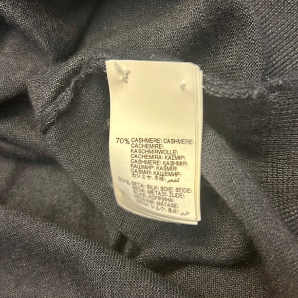 BRUNELLO CUCINELLI
Cutout mélange cashmere and silk-blend sweater - Picture 12 of 12